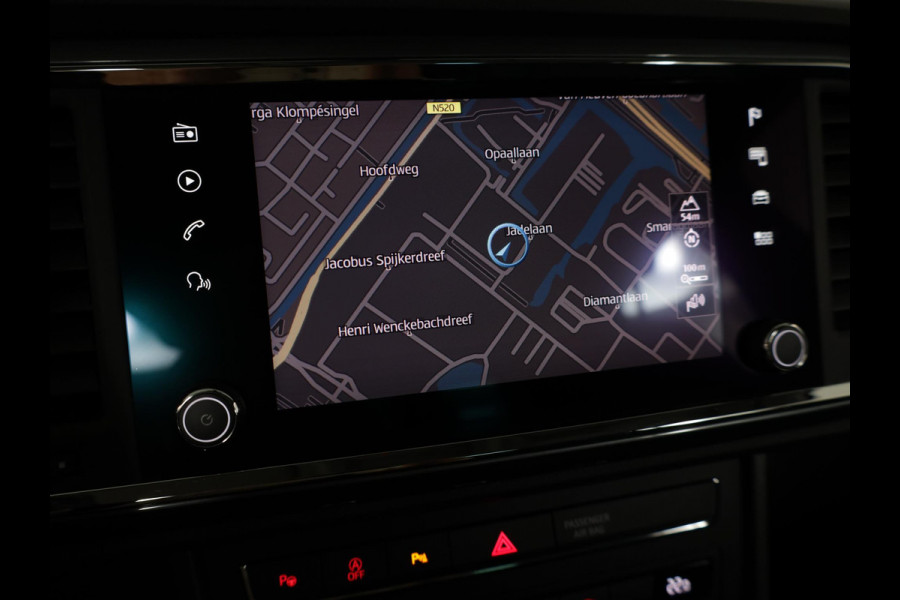 Seat Ateca 1.0 EcoTSI Style Business Intense 115 pk | Navigatie | Parkeersensoren (Park assist) | Achteruitrijcamera | Autom. airco | Apple Carplay/Android Auto | LED koplampen |