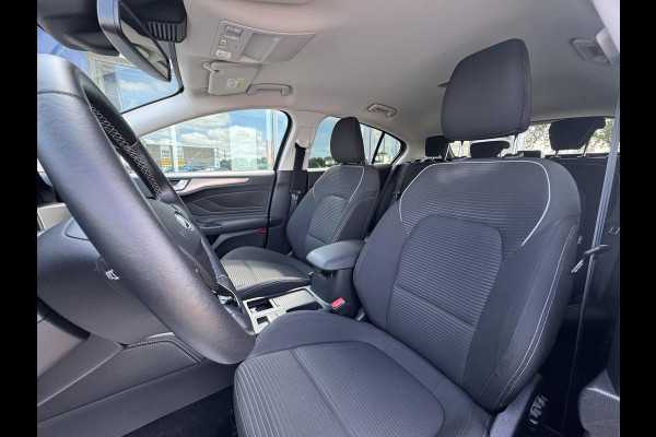 Ford Focus 1.0 EcoBoost Hybrid Titanium X Business Uniek! | Origineel Nederlands | NAP met 8131 KM | Winter Pack | Technology Pack | LED Verlichting | Adaptieve Cruise Control | WORDT VERWACHT!