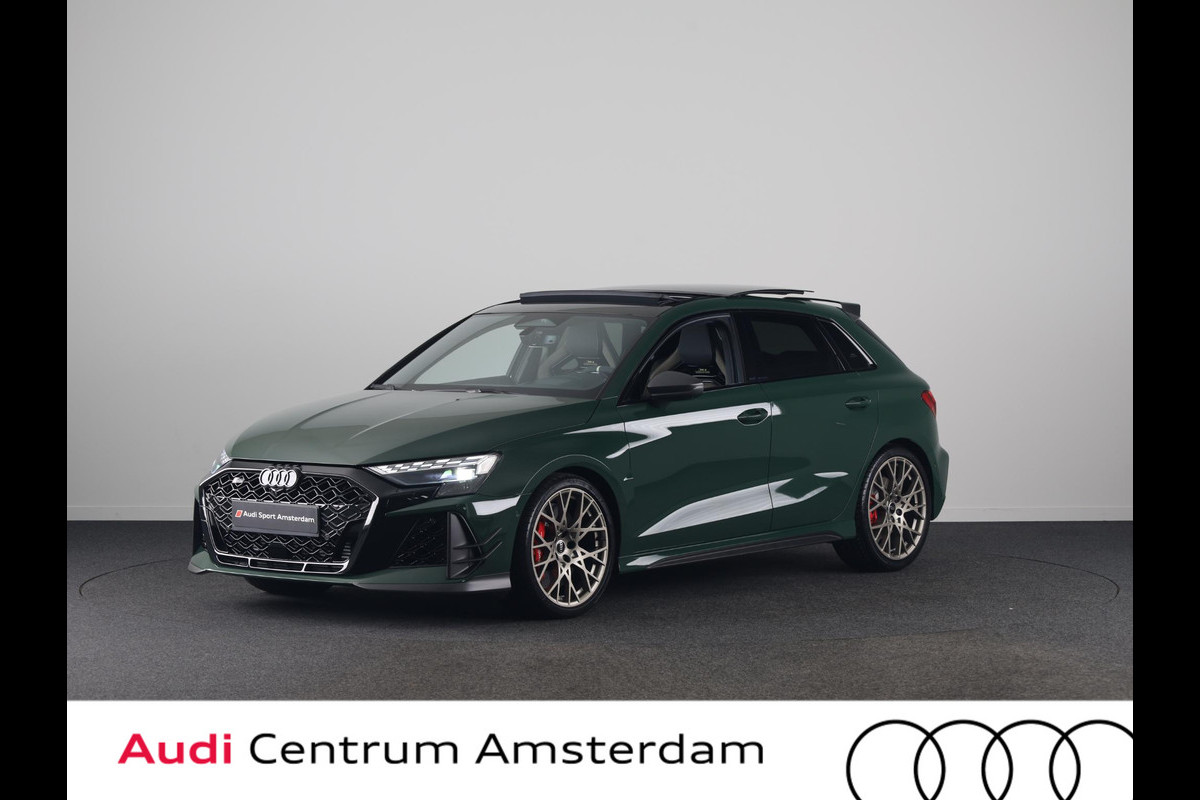 Audi RS3 Sportback Competition Limited 2.5 FSI 295 kW / 400 PK SB | 586 / 750  gelimiteerde oplage | Audi Exclusive Malachite Green | Panoramadak | Sonos | HUD |