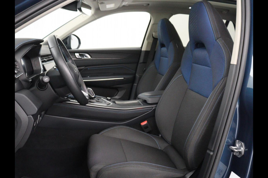 Lynk & Co 01 1.5 | SOH 92.9% | Panoramadak | 360 camera | Memory | Adaptive cruise | Stoelverwarming | Carplay | Climate control | Dodehoek detectie | Infinity sound |