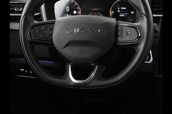 Lynk & Co 01 1.5 | SOH 92.9% | Panoramadak | 360 camera | Memory | Adaptive cruise | Stoelverwarming | Carplay | Climate control | Dodehoek detectie | Infinity sound |