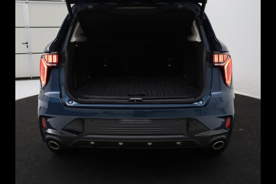 Lynk & Co 01 1.5 | SOH 92.9% | Panoramadak | 360 camera | Memory | Adaptive cruise | Stoelverwarming | Carplay | Climate control | Dodehoek detectie | Infinity sound |