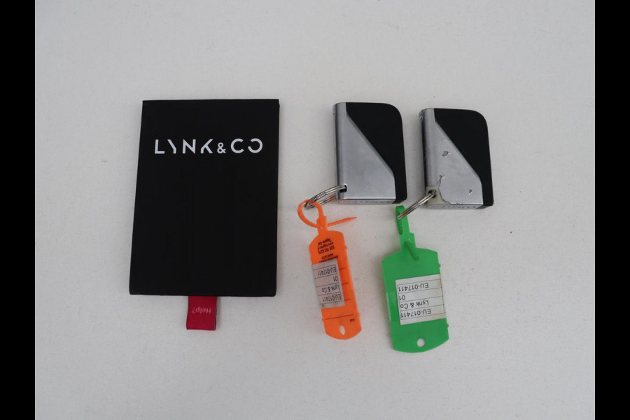 Lynk & Co 01 1.5 | SOH 92.9% | Panoramadak | 360 camera | Memory | Adaptive cruise | Stoelverwarming | Carplay | Climate control | Dodehoek detectie | Infinity sound |