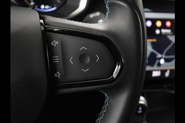 Lynk & Co 01 1.5 | SOH 92.9% | Panoramadak | 360 camera | Memory | Adaptive cruise | Stoelverwarming | Carplay | Climate control | Dodehoek detectie | Infinity sound |
