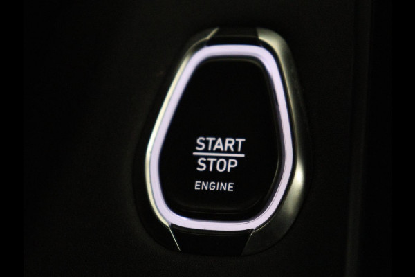 Lynk & Co 01 1.5 | SOH 92.9% | Panoramadak | 360 camera | Memory | Adaptive cruise | Stoelverwarming | Carplay | Climate control | Dodehoek detectie | Infinity sound |