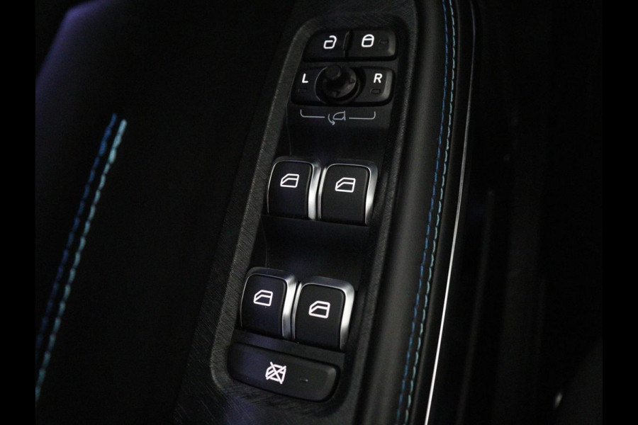 Lynk & Co 01 1.5 | SOH 92.9% | Panoramadak | 360 camera | Memory | Adaptive cruise | Stoelverwarming | Carplay | Climate control | Dodehoek detectie | Infinity sound |