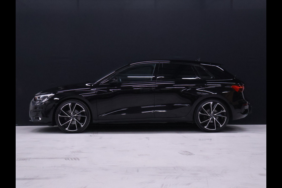Audi A3 Sportback 35 TFSI Sport Black Edition [ADAPTIVE CRUISE, BANG & OLUFSEN, HEAD-UP, APPLE CARPLAY, TREKHAAK AFNEEMBAAR, ANDROID, MEMORY SEATS, STOELVERWARMING, VOL LEDER, PDC V+A, CLIMATE, NIEUWSTAAT]