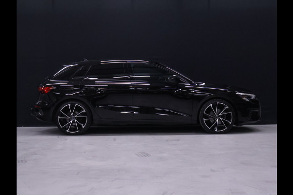 Audi A3 Sportback 35 TFSI Sport Black Edition [ADAPTIVE CRUISE, BANG & OLUFSEN, HEAD-UP, APPLE CARPLAY, TREKHAAK AFNEEMBAAR, ANDROID, MEMORY SEATS, STOELVERWARMING, VOL LEDER, PDC V+A, CLIMATE, NIEUWSTAAT]