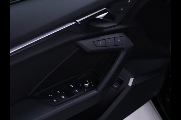 Audi A3 Sportback 35 TFSI Sport Black Edition [ADAPTIVE CRUISE, BANG & OLUFSEN, HEAD-UP, APPLE CARPLAY, TREKHAAK AFNEEMBAAR, ANDROID, MEMORY SEATS, STOELVERWARMING, VOL LEDER, PDC V+A, CLIMATE, NIEUWSTAAT]