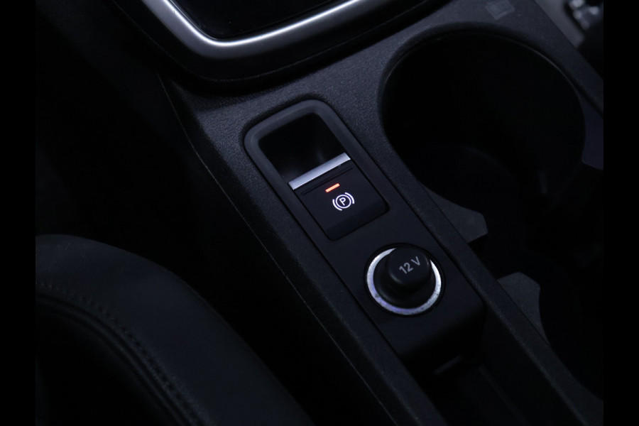 Audi A3 Sportback 35 TFSI Sport Black Edition [ADAPTIVE CRUISE, BANG & OLUFSEN, HEAD-UP, APPLE CARPLAY, TREKHAAK AFNEEMBAAR, ANDROID, MEMORY SEATS, STOELVERWARMING, VOL LEDER, PDC V+A, CLIMATE, NIEUWSTAAT]