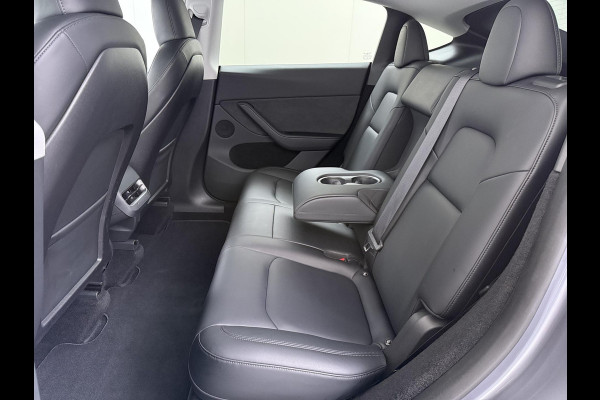 Tesla Model Y Long Range AWD 75 kWh SOH 94%| QUICKSILVER!| TESLA FABRIEKSGARANTIE TOT 02-2028/ 80.000KM | FABRIEKSGARANTIE OP ACCU & AANDRIJFLIJN TOT 2032 OF 192.000 KM | BTW VERREKENBAAR