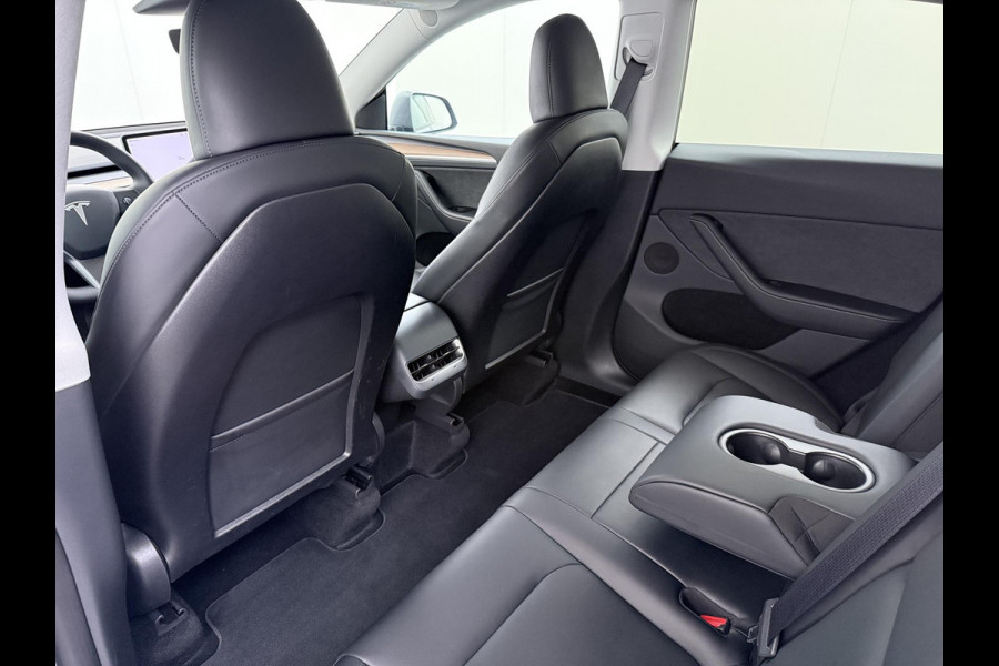 Tesla Model Y Long Range AWD 75 kWh SOH 94%| QUICKSILVER!| TESLA FABRIEKSGARANTIE TOT 02-2028/ 80.000KM | FABRIEKSGARANTIE OP ACCU & AANDRIJFLIJN TOT 2032 OF 192.000 KM | BTW VERREKENBAAR