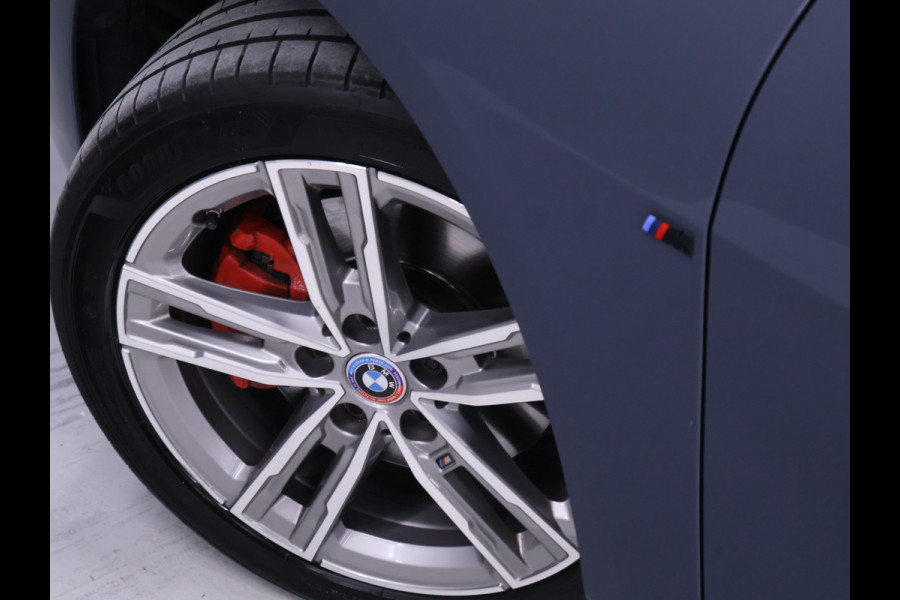 BMW 2 Serie Gran Coupé 218i Executive Edition [APPLE CARPLAY, ANDROID, LED, PDC V+A, CRUISE CONTROL, NAVIGATIE, CLIMATE CONTROL, NIEUWSTAAT]
