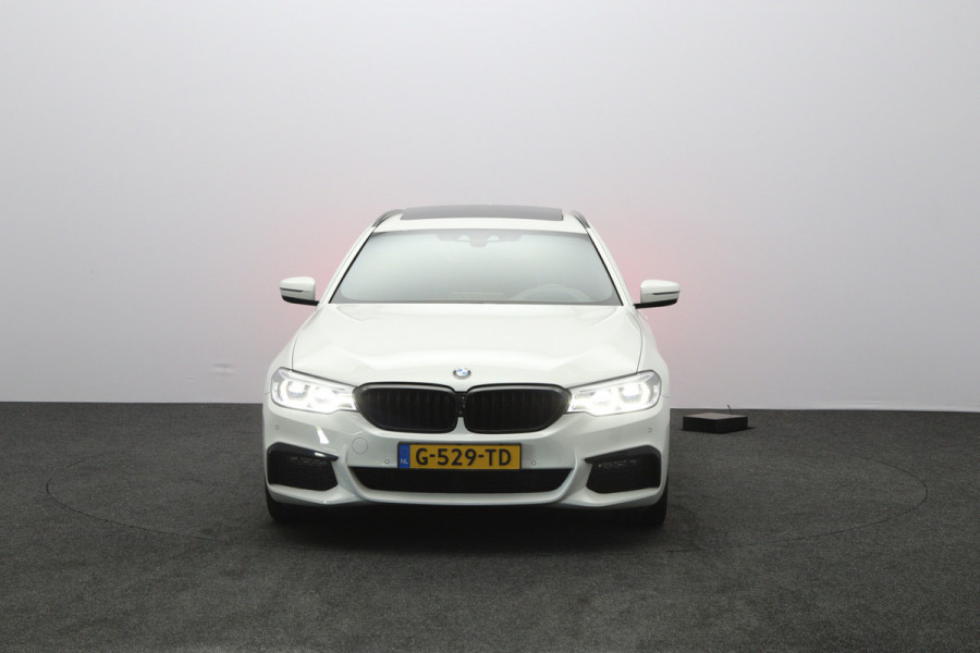 BMW 5 Serie Touring 252 PK 530i xDrive Executive, *1-Eigenaar*, Panormadak, 360 Camera, Harman/Kardon, Head-Up Display