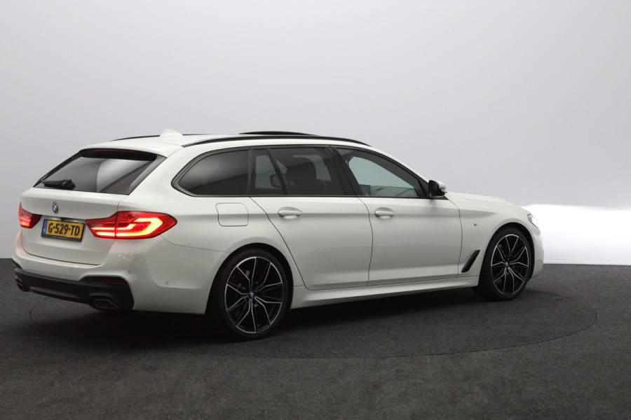 BMW 5 Serie Touring 252 PK 530i xDrive Executive, *1-Eigenaar*, Panormadak, 360 Camera, Harman/Kardon, Head-Up Display