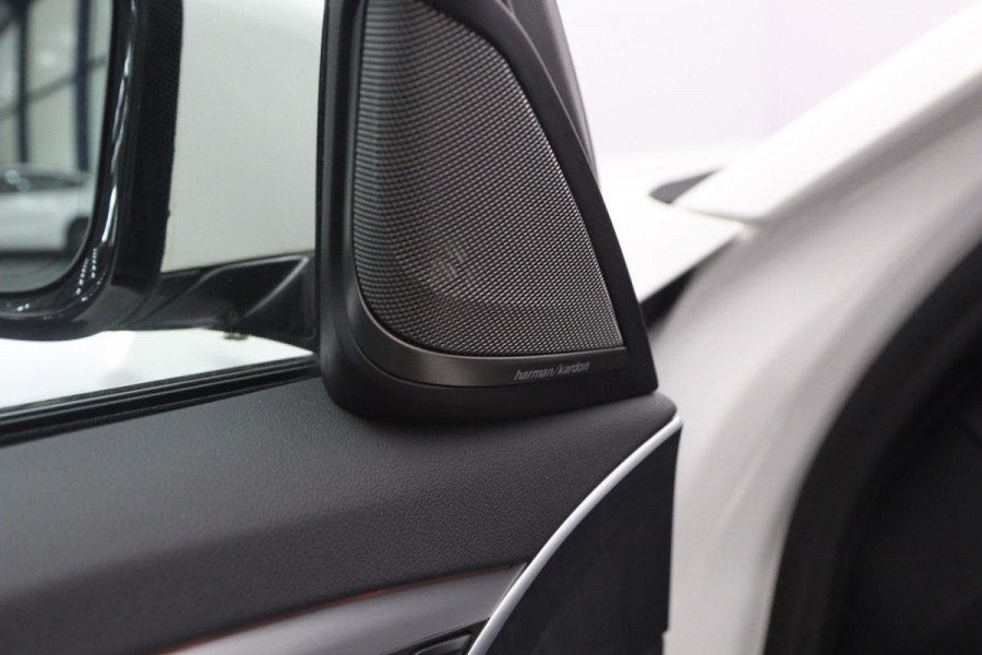 BMW 5 Serie Touring 252 PK 530i xDrive Executive, *1-Eigenaar*, Panormadak, 360 Camera, Harman/Kardon, Head-Up Display