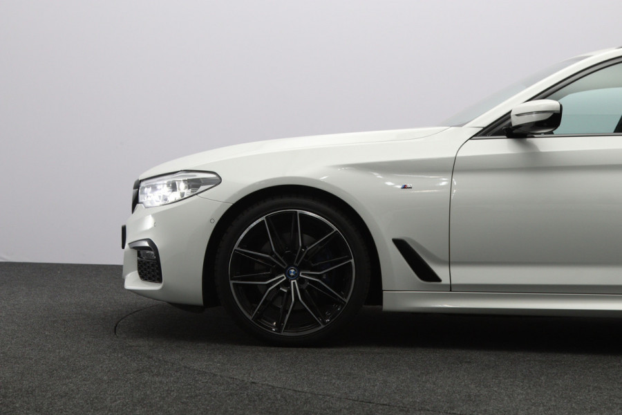 BMW 5 Serie Touring 252 PK 530i xDrive Executive, *1-Eigenaar*, Panormadak, 360 Camera, Harman/Kardon, Head-Up Display