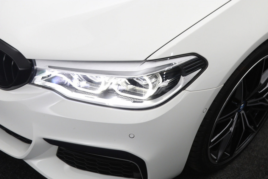 BMW 5 Serie Touring 252 PK 530i xDrive Executive, *1-Eigenaar*, Panormadak, 360 Camera, Harman/Kardon, Head-Up Display