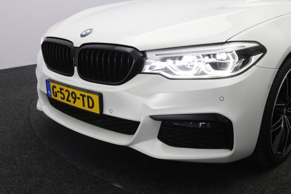 BMW 5 Serie Touring 252 PK 530i xDrive Executive, *1-Eigenaar*, Panormadak, 360 Camera, Harman/Kardon, Head-Up Display