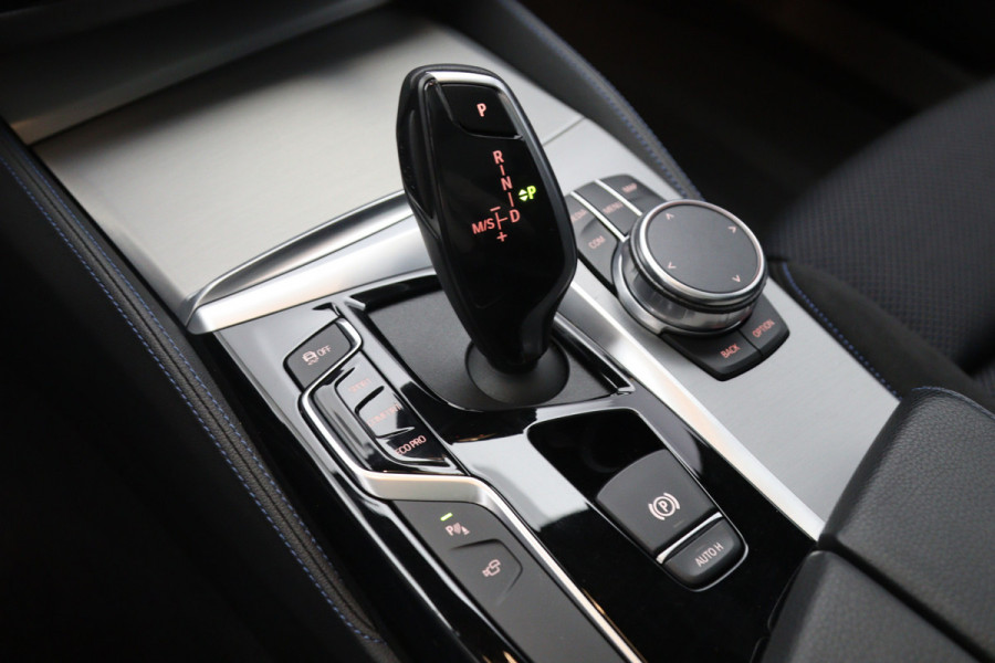 BMW 5 Serie Touring 252 PK 530i xDrive Executive, *1-Eigenaar*, Panormadak, 360 Camera, Harman/Kardon, Head-Up Display