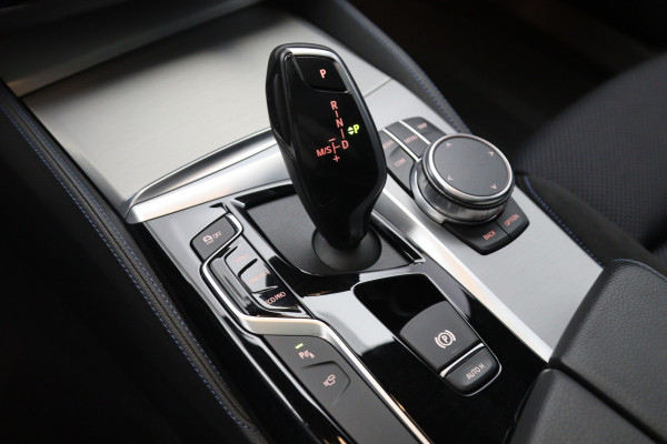 BMW 5 Serie Touring 252 PK 530i xDrive Executive, *1-Eigenaar*, Panormadak, 360 Camera, Harman/Kardon, Head-Up Display