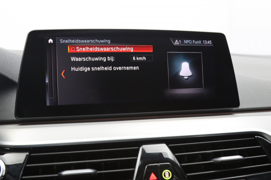 BMW 5 Serie Touring 252 PK 530i xDrive Executive, *1-Eigenaar*, Panormadak, 360 Camera, Harman/Kardon, Head-Up Display