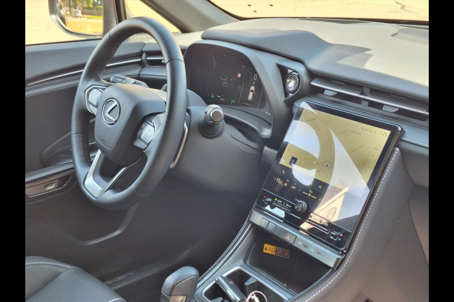 Lexus LBX 1.5 Hybrid Relax Advanced Pack | Mark Levinson, Head up display, Leer, Geheugenfunctie, Stoel + Stuurverwarming