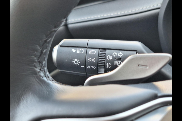 Lexus LBX 1.5 Hybrid Relax Advanced Pack | Mark Levinson, Head up display, Leer, Geheugenfunctie, Stoel + Stuurverwarming