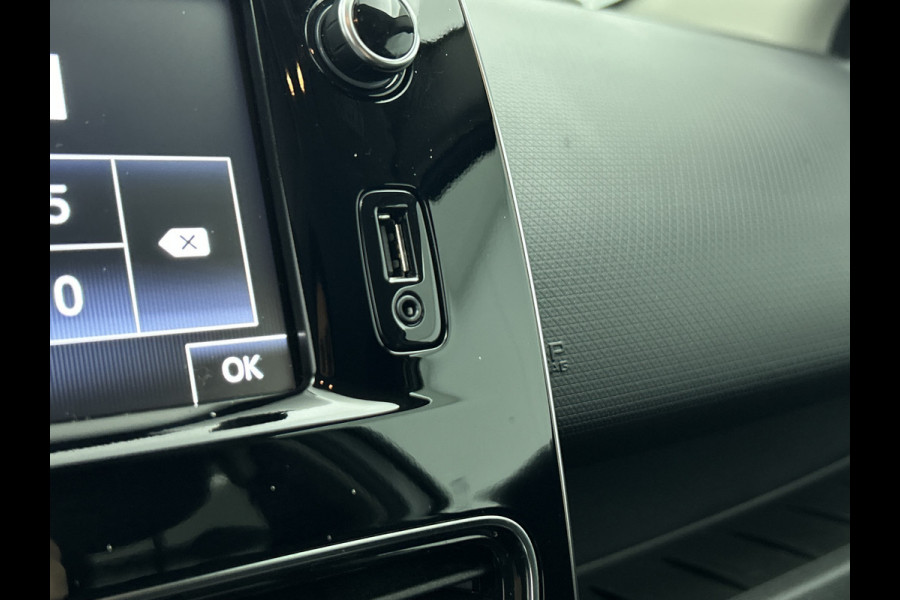Renault Clio Estate 0.9 TCe Limited 90PK / Pdc. / Airco / Navigatie / Radio multimedia / Apk 06-2028