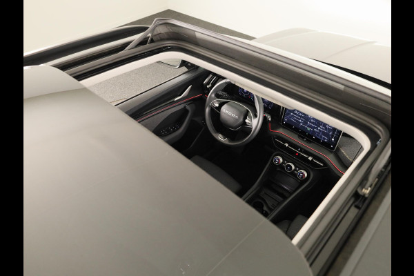Škoda Kodiaq Business Edition 1.5 TSI PHEV 150 kW / 204 PK SUV | Trekhaak wegklapbaar | Electr. panorama schuif-kanteldak | akoestich pakket | all weather banden