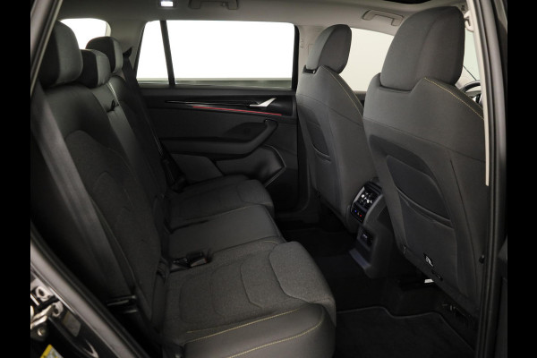 Škoda Kodiaq Business Edition 1.5 TSI PHEV 150 kW / 204 PK SUV | Trekhaak wegklapbaar | Electr. panorama schuif-kanteldak | akoestich pakket | all weather banden