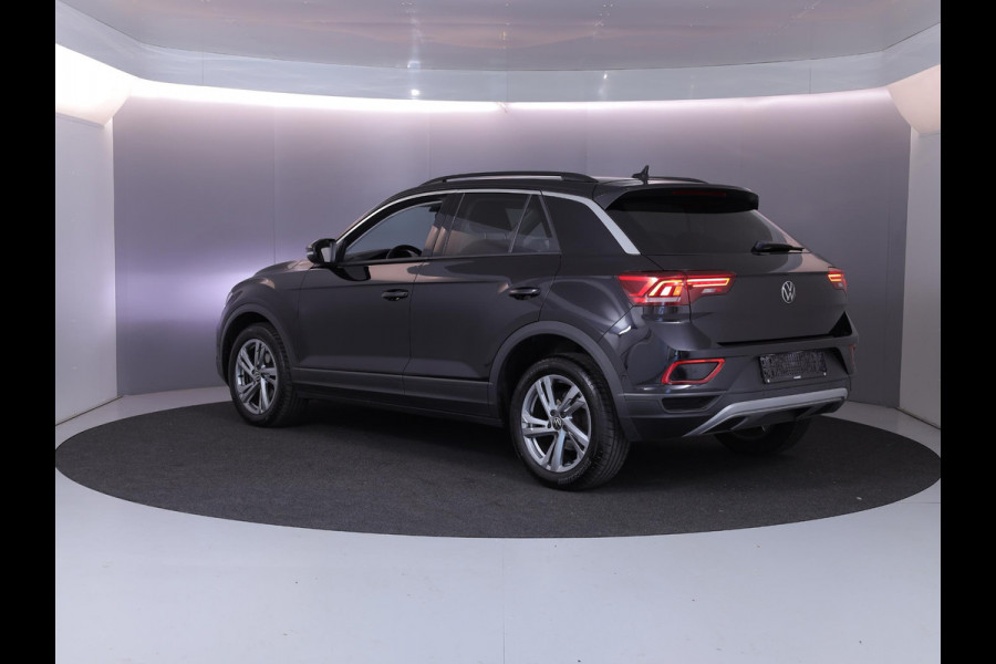 Volkswagen T-Roc 1.0 TSI Life 75 Edition 110pk 6bak| Navi| 17'LM-velgen| Camera