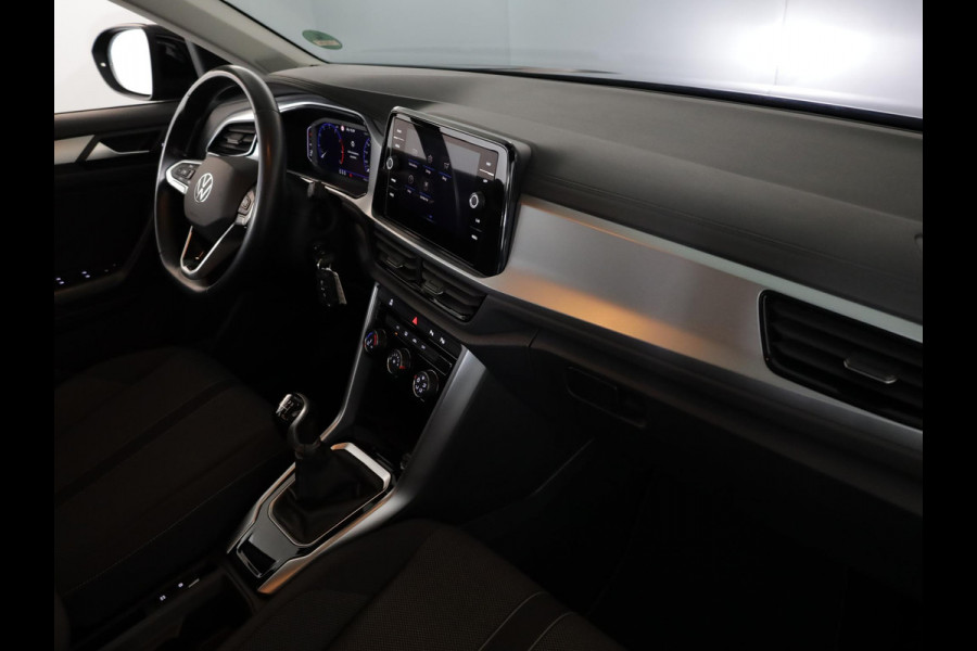 Volkswagen T-Roc 1.0 TSI Life 75 Edition 110pk 6bak| Navi| 17'LM-velgen| Camera