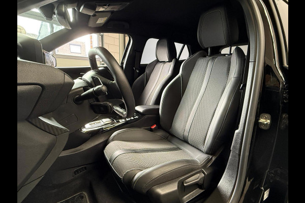 Peugeot 2008 1.2 Hybrid 145 GT Automaat, Carplay, Camera