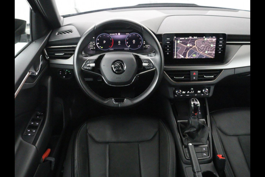 Škoda Kamiq 1.0 TSI Business Edition | Panoramadak | Leder | Virtual | Stoelverwarming | Carplay | Cruise control | Camera | Elek. stoelen | 18'' | Full LED |