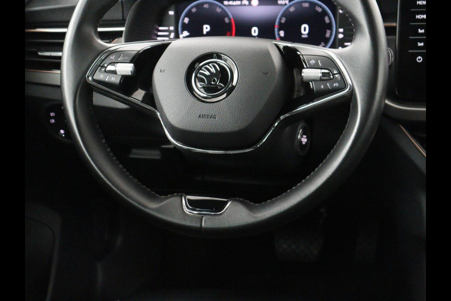 Škoda Kamiq 1.0 TSI Business Edition | Panoramadak | Leder | Virtual | Stoelverwarming | Carplay | Cruise control | Camera | Elek. stoelen | 18'' | Full LED |