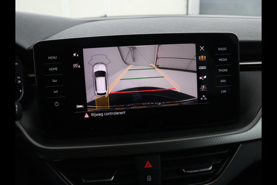 Škoda Kamiq 1.0 TSI Business Edition | Panoramadak | Leder | Virtual | Stoelverwarming | Carplay | Cruise control | Camera | Elek. stoelen | 18'' | Full LED |