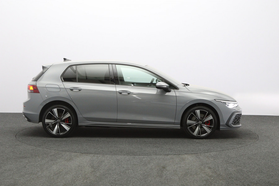 Volkswagen Golf 1.4 eHybrid GTE 245 PK PHEV, Stoelverwarming, Carplay, Camera