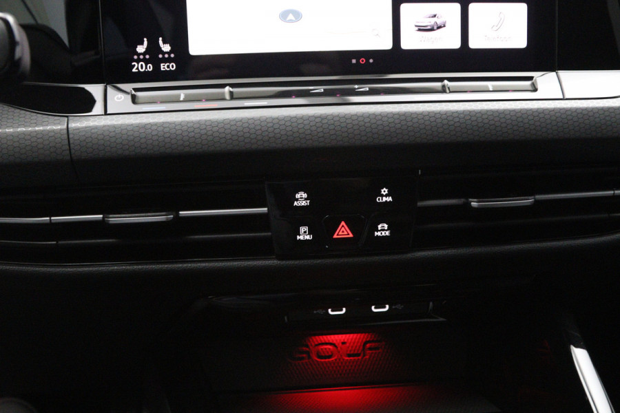 Volkswagen Golf 1.4 eHybrid GTE 245 PK PHEV, Stoelverwarming, Carplay, Camera