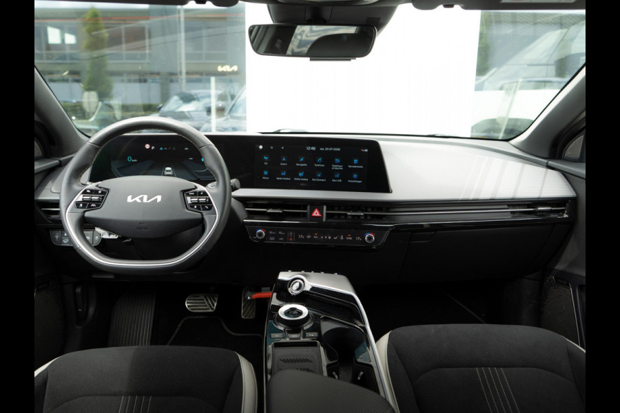Kia Ev6 GT-Line 77.4 kWh | Nederlandse dealer onderhouden auto | Schuifkantel dak | Trekhaak 1600kg trekgewicht |