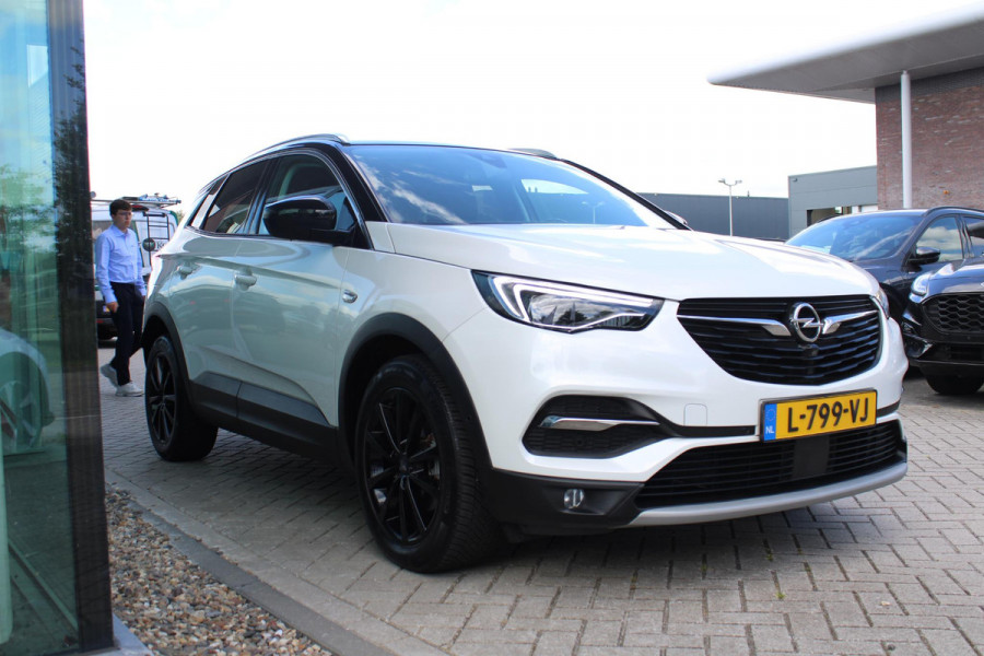 Opel Grandland X 1.2 Turbo Ultimate | Automaat! | Distributieriem Vervangen | Trekhaak | Climate Control | Cruise Control |