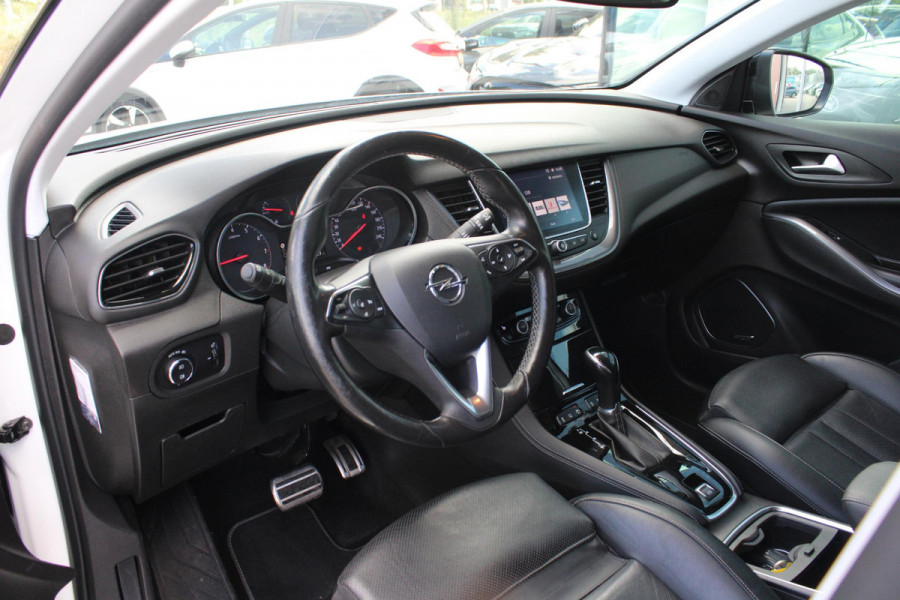 Opel Grandland X 1.2 Turbo Ultimate | Automaat! | Distributieriem Vervangen | Trekhaak | Climate Control | Cruise Control |