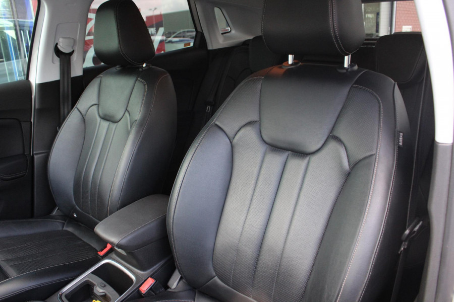 Opel Grandland X 1.2 Turbo Ultimate | Automaat! | Distributieriem Vervangen | Trekhaak | Climate Control | Cruise Control |