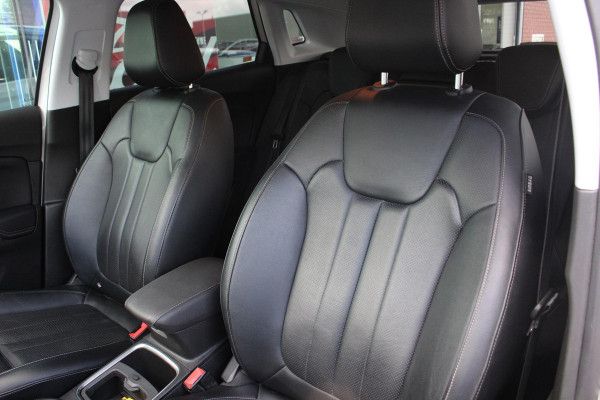 Opel Grandland X 1.2 Turbo Ultimate | Automaat! | Distributieriem Vervangen | Trekhaak | Climate Control | Cruise Control |
