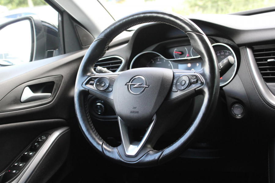 Opel Grandland X 1.2 Turbo Ultimate | Automaat! | Distributieriem Vervangen | Trekhaak | Climate Control | Cruise Control |