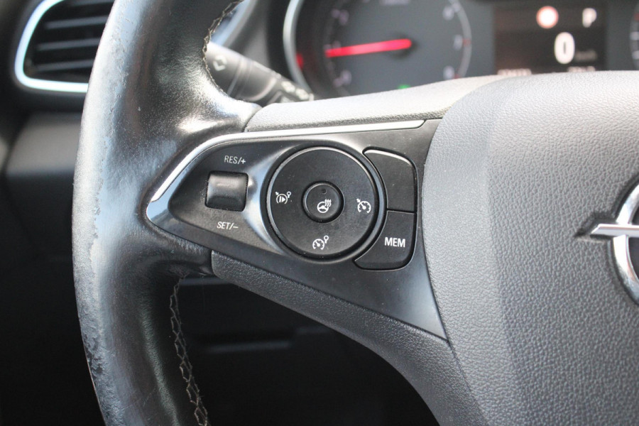 Opel Grandland X 1.2 Turbo Ultimate | Automaat! | Distributieriem Vervangen | Trekhaak | Climate Control | Cruise Control |
