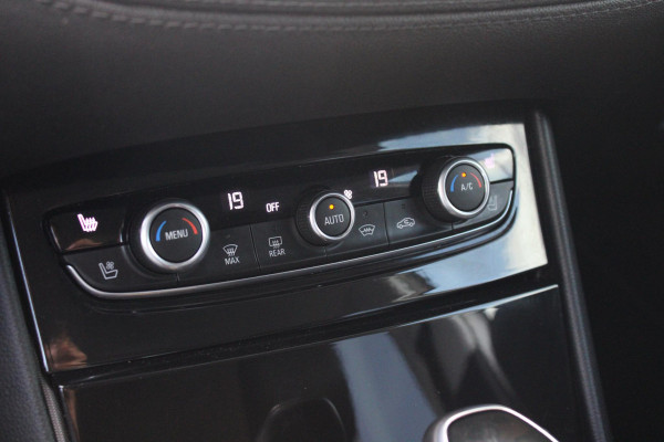 Opel Grandland X 1.2 Turbo Ultimate | Automaat! | Distributieriem Vervangen | Trekhaak | Climate Control | Cruise Control |