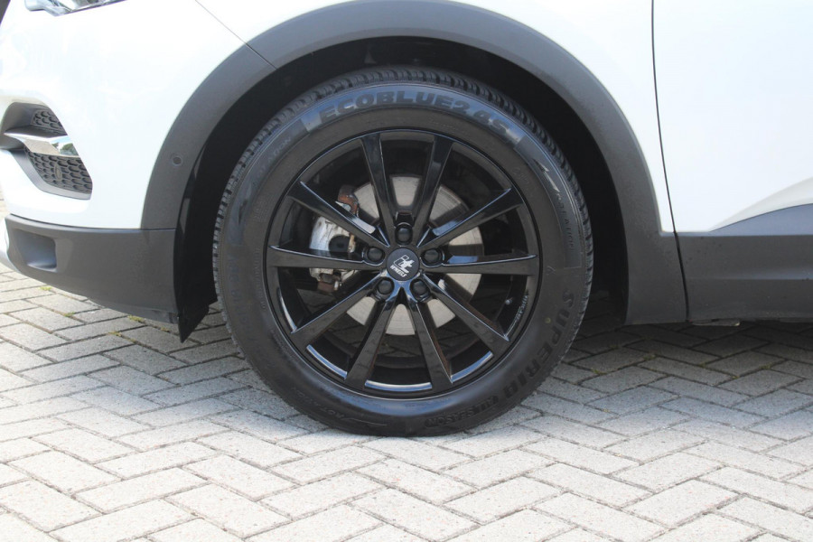 Opel Grandland X 1.2 Turbo Ultimate | Automaat! | Distributieriem Vervangen | Trekhaak | Climate Control | Cruise Control |