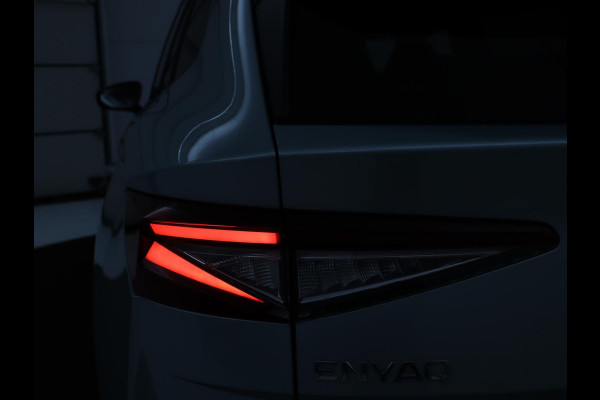 Škoda Enyaq iV 60 | SOH 92.1% | Trekhaak | Stuur/stoel verwarming | Half Leder | Cruise control | Camera | Carplay | Standkachel | Sfeerverlichting | 21''