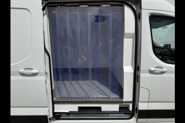 Maxus eDeliver 9 89 kWh 204PK L3H2 Elektrische Koelwagen Vriezer Dual Thermo King -22°C/22°C Camera Cruise Control Apple Carplay Parkeersensoren Koel Koeler Kühl Kühler Kühlwagen Kühlkasten Frigo Vries